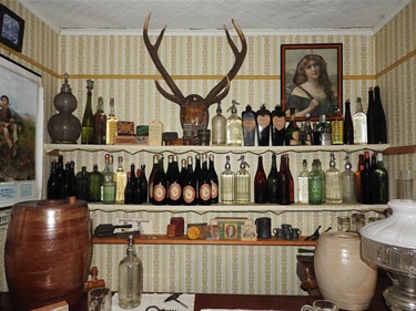 Emu Bay Inn - personal possessions of Harriet 'Granny' Wiseman.