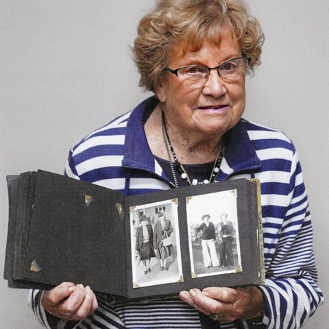 Shorewell Presents SQUARE.jpg